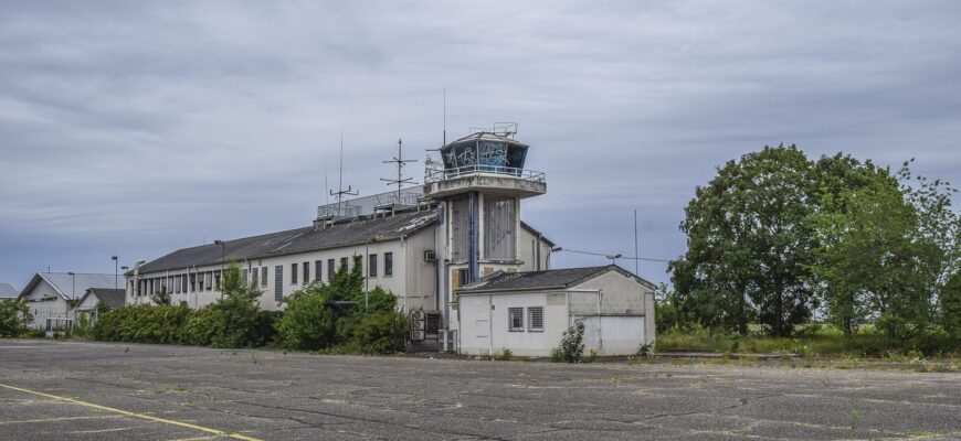 how-much-do-air-traffic-controllers-earn-annually-in-the-u-s